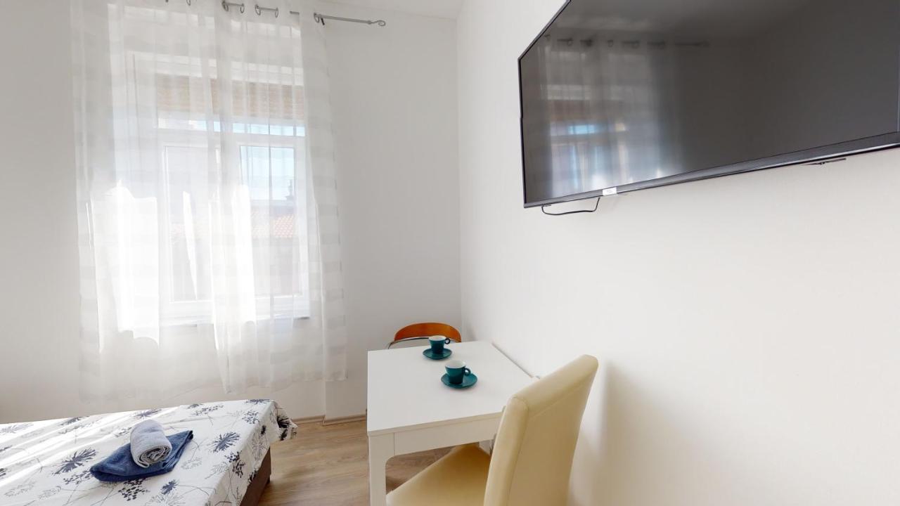 Mima Apartments غييكا المظهر الخارجي الصورة