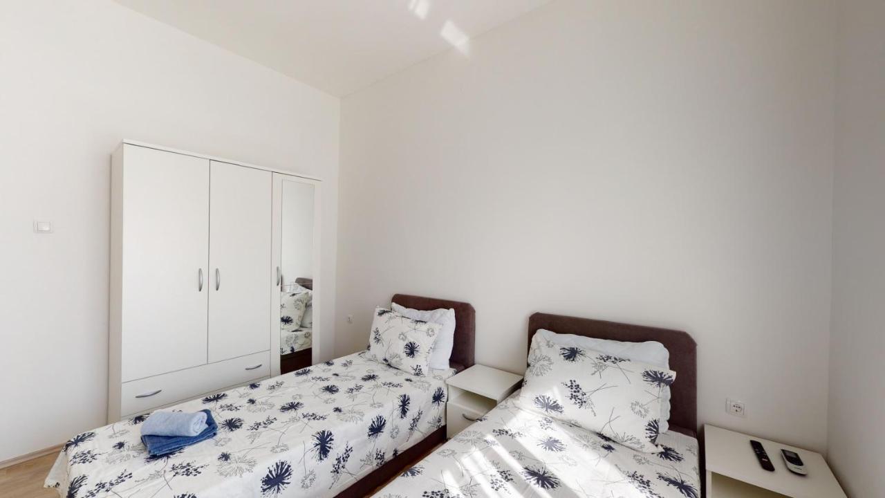 Mima Apartments غييكا المظهر الخارجي الصورة